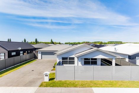 Photo of property in 22 Young Place, Taradale, Napier, 4112