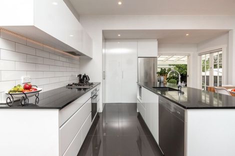 Photo of property in 1012 Great North Road, Point Chevalier, Auckland, 1022
