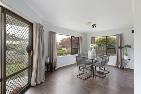 Photo of property in 7 Webb Place, Taradale, Napier, 4112
