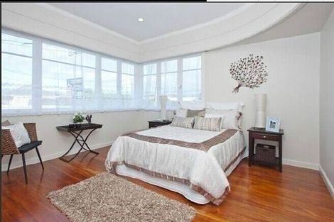 Photo of property in 57 Hayr Road, Three Kings, Auckland, 1042
