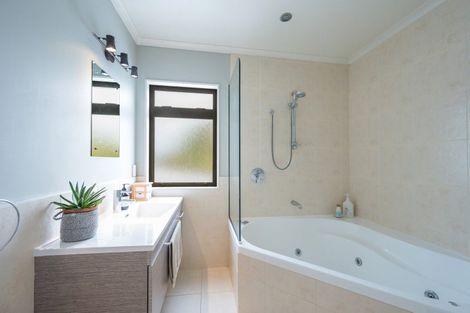 Photo of property in 94 Aranui Road, Mapua, 7005