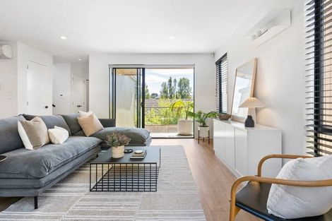 Photo of property in 49b Northboro Road, Belmont, Auckland, 0622