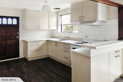 Photo of property in 1/214 Grimseys Road, Redwood, Christchurch, 8051