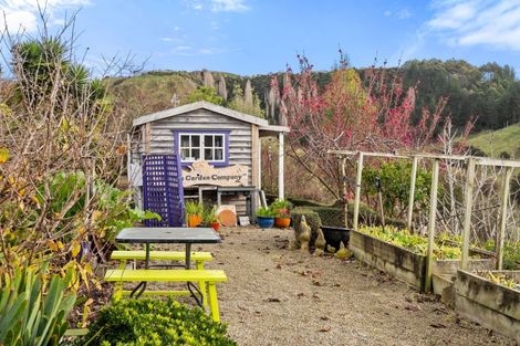 Photo of property in 37 Lopdell Lane, Eskdale, Napier, 4182