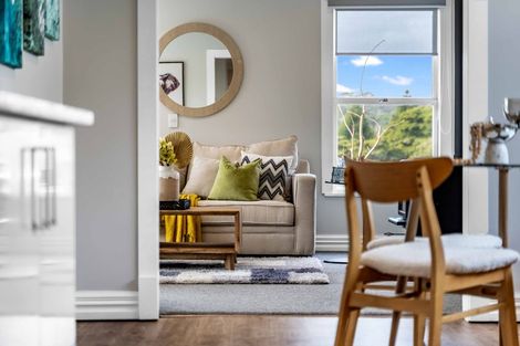 Photo of property in 19 Lawrence Crescent, Hillpark, Auckland, 2102