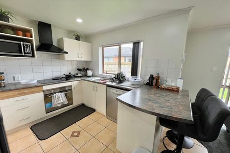 Photo of property in 29 Scotts Field Drive, Takanini, 2112