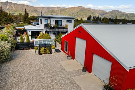 Photo of property in 21 Little Maude Drive, Lake Hawea, Wanaka, 9382