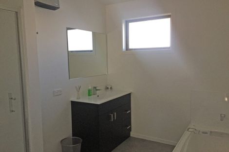 Photo of property in 13 Bell Street, Lake Hawea, 9382