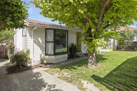 Photo of property in 3 Gribble Grove, Stokes Valley, Lower Hutt, 5019
