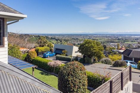 Photo of property in 5 Kiteroa Place, Cashmere, Christchurch, 8022