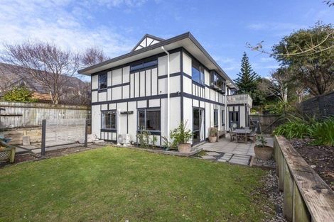 Photo of property in 300 Rosetta Road, Raumati Beach, Paraparaumu, 5032