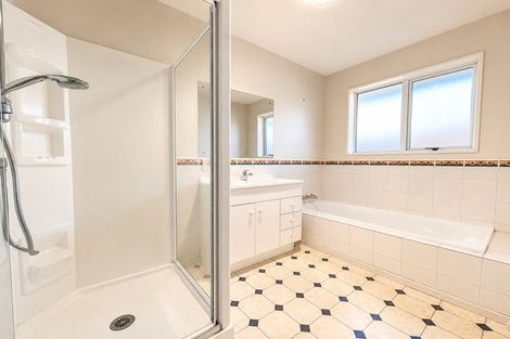 Photo of property in 25 Broadhaven Avenue, Parklands, Christchurch, 8083