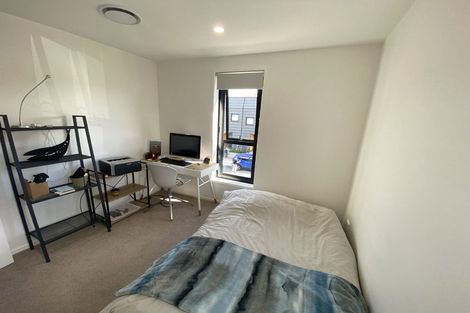 Photo of property in 15 Kotuitui Street, Manukau, Auckland, 2104