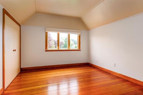 Photo of property in 1 Edward Street, Dannevirke, 4930