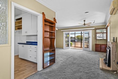 Photo of property in 216a Kennedy Road, Onekawa, Napier, 4110