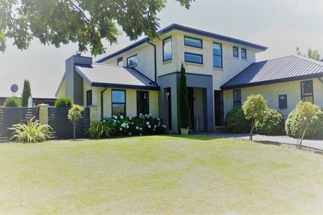 Photo of property in 1 Hawthorn Mews, Rangiora, 7400