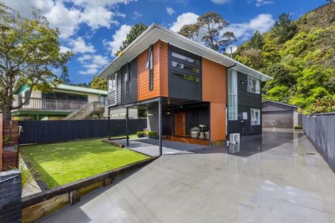 Photo of property in 12c Lane Street, Wallaceville, Upper Hutt, 5018