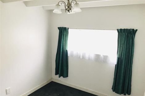 Photo of property in 2/27 Brandon Road, Glen Eden, Auckland, 0602