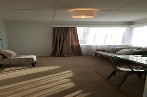 Photo of property in 4 Erin Street, Hokowhitu, Palmerston North, 4410