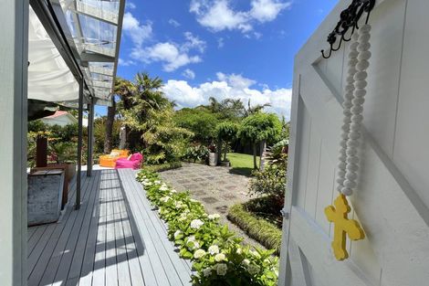 Photo of property in 13 Harbour View Road, Point Wells, Warkworth, 0986