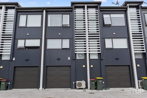 Photo of property in 10 Carder Court, Hobsonville, Auckland, 0618