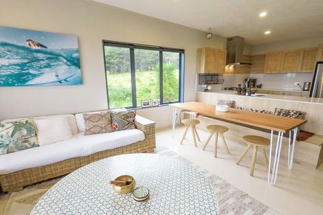 Photo of property in 333 Motutara Road, Muriwai, Waimauku, 0881