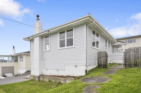 Photo of property in 30 Matatiro Street, Titahi Bay, Porirua, 5022