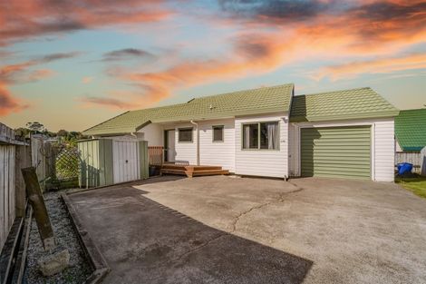 Photo of property in 43b Gledstane Road, Stanmore Bay, Whangaparaoa, 0932
