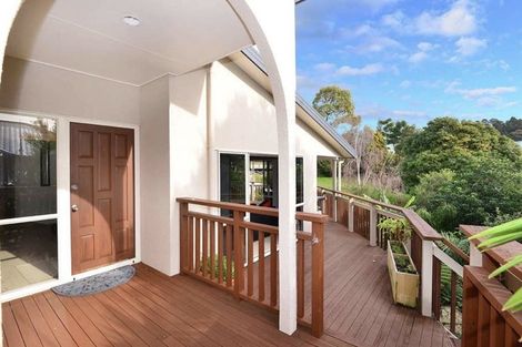 Photo of property in 31 Rifleman Rise, Unsworth Heights, Auckland, 0632