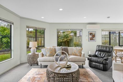 Photo of property in 2/19 Stanley Avenue, Milford, Auckland, 0620