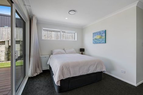 Photo of property in 35 Hewson Drive, Snells Beach, 0920