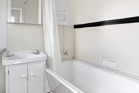 Photo of property in 17 Queens Road, Elgin, Gisborne, 4010