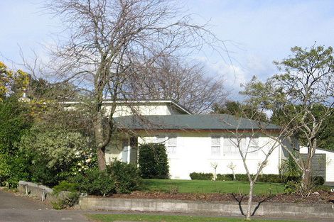 Photo of property in 36 Surrey Crescent, Hokowhitu, Palmerston North, 4410