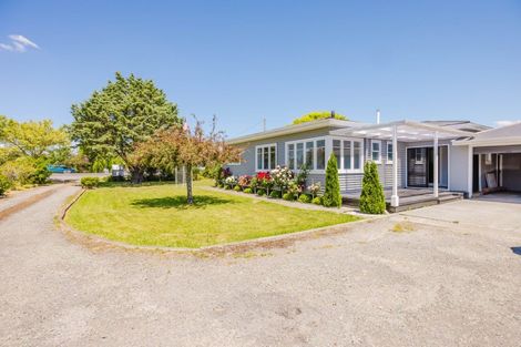 Photo of property in 2070 State Highway 2, Waipukurau, 4285