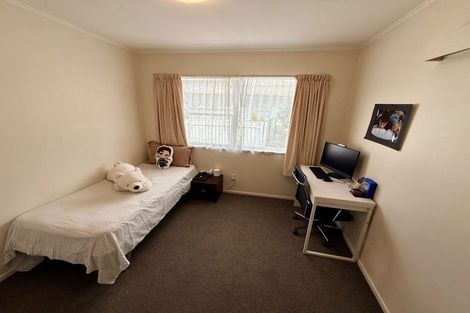 Photo of property in 38 Tairere Crescent, Rosehill, Papakura, 2113