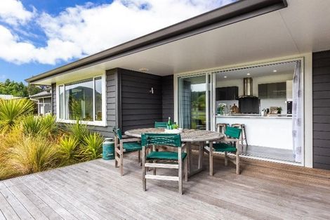 Photo of property in 6 Oakdale Drive, Kinloch, Taupo, 3377