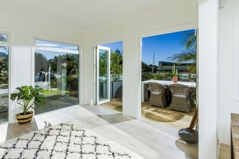 Photo of property in 15 The Strand, Takapuna, Auckland, 0622