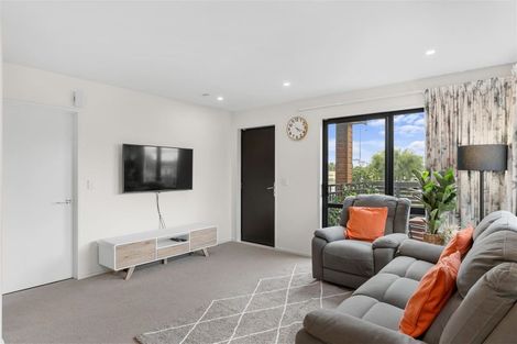 Photo of property in 1 Piripiri Place, Broomfield, Christchurch, 8042
