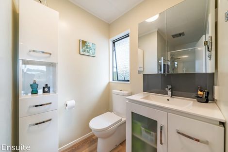 Photo of property in 30 Delaware Grove, Totara Park, Upper Hutt, 5018