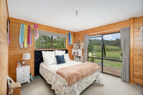 Photo of property in 77 Hodge Road, Coroglen, Whitianga, 3591