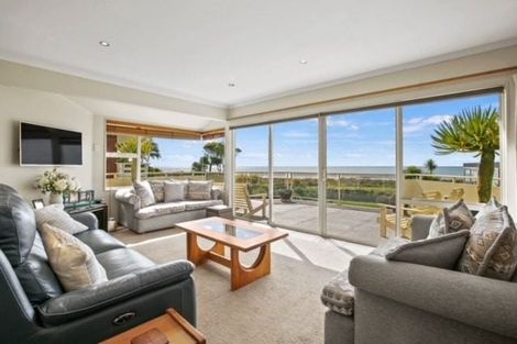 Photo of property in 21b Hamblyn Street, Strandon, New Plymouth, 4312