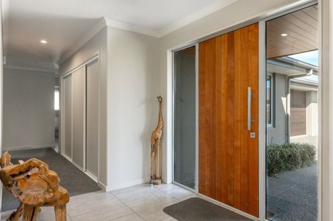 Photo of property in 25 Clearwater Place, Mayfield, Blenheim, 7201