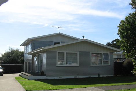 Photo of property in 5 Tanekaha Street, Stokes Valley, Lower Hutt, 5019