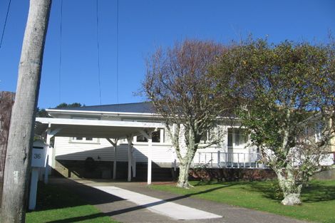 Photo of property in 36 Allen Terrace, Tawa, Wellington, 5028