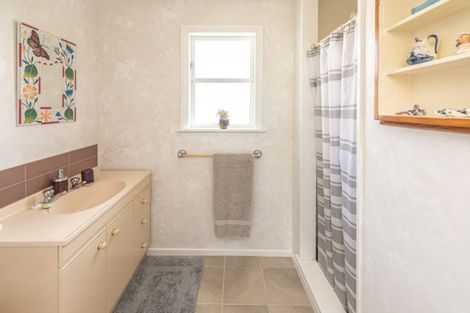 Photo of property in 13 Egmont Street, Castlecliff, Whanganui, 4501