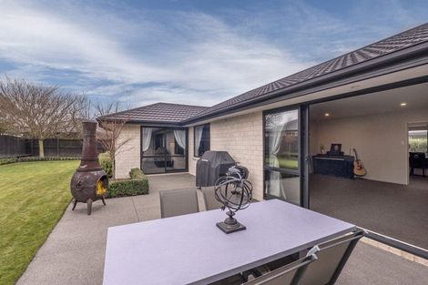 Photo of property in 18 Dunaverty Place, Broomfield, Christchurch, 8042