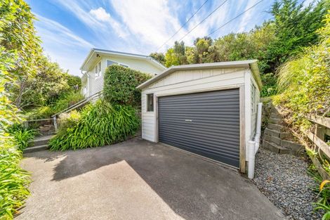 Photo of property in 61 Mana View Road, Paremata, Porirua, 5026