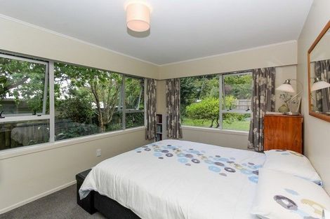 Photo of property in 27 Beaumont Crescent, Frankleigh Park, New Plymouth, 4310