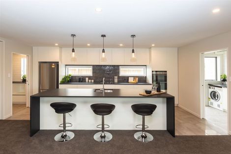 Photo of property in 11 Loch Tanna Way, Broomfield, Christchurch, 8042