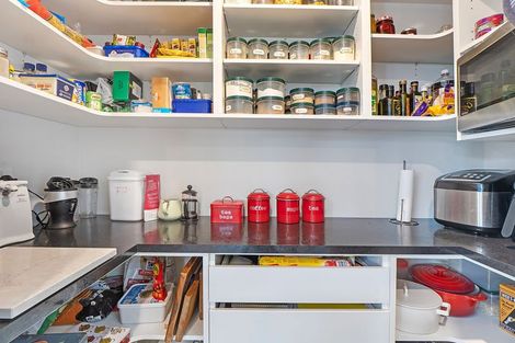 Photo of property in 9 Godley Place, Woodend, 7610